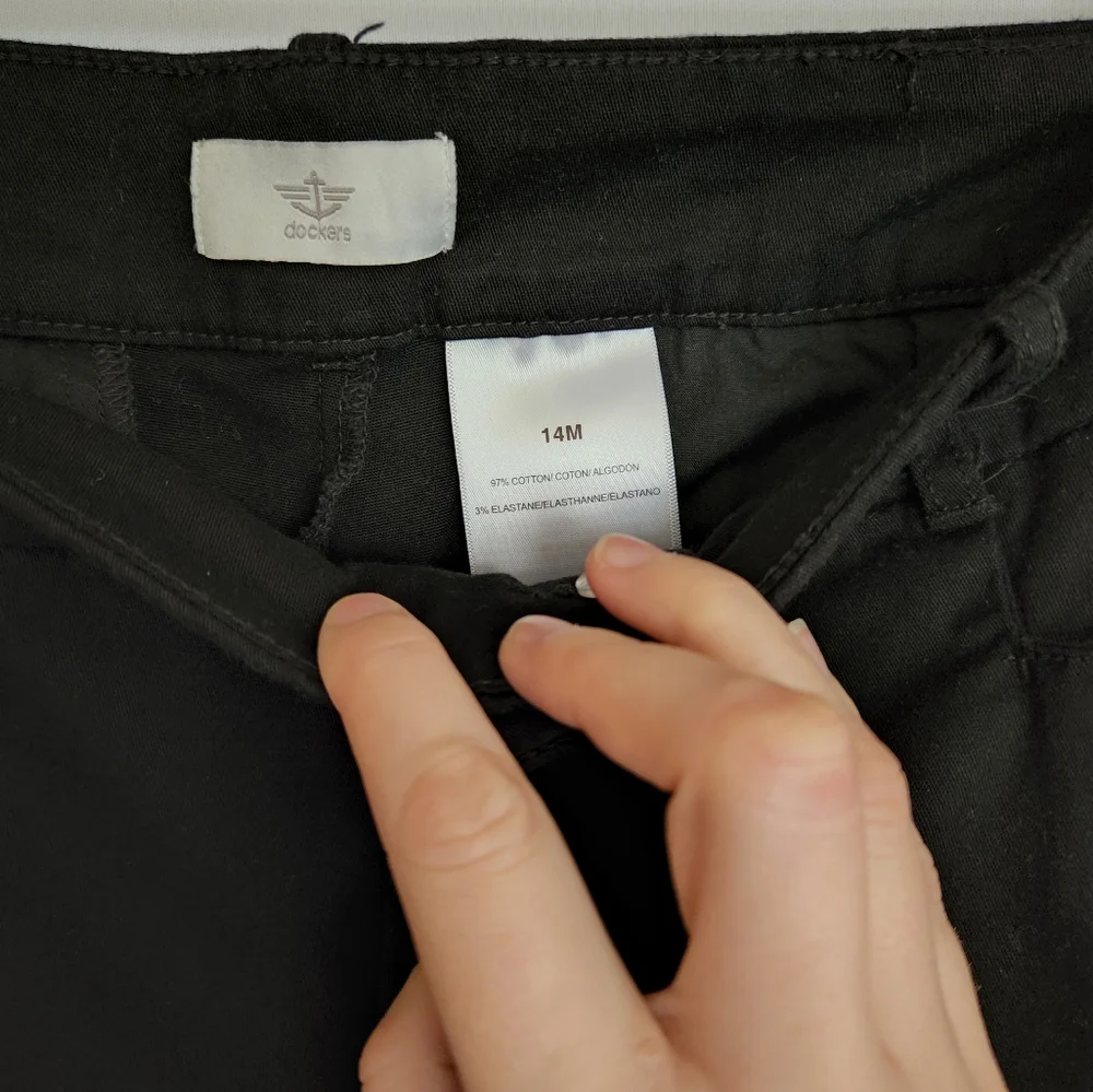 Dockers Medium Weight Black Slacks size 14 - Picture 3 of 9